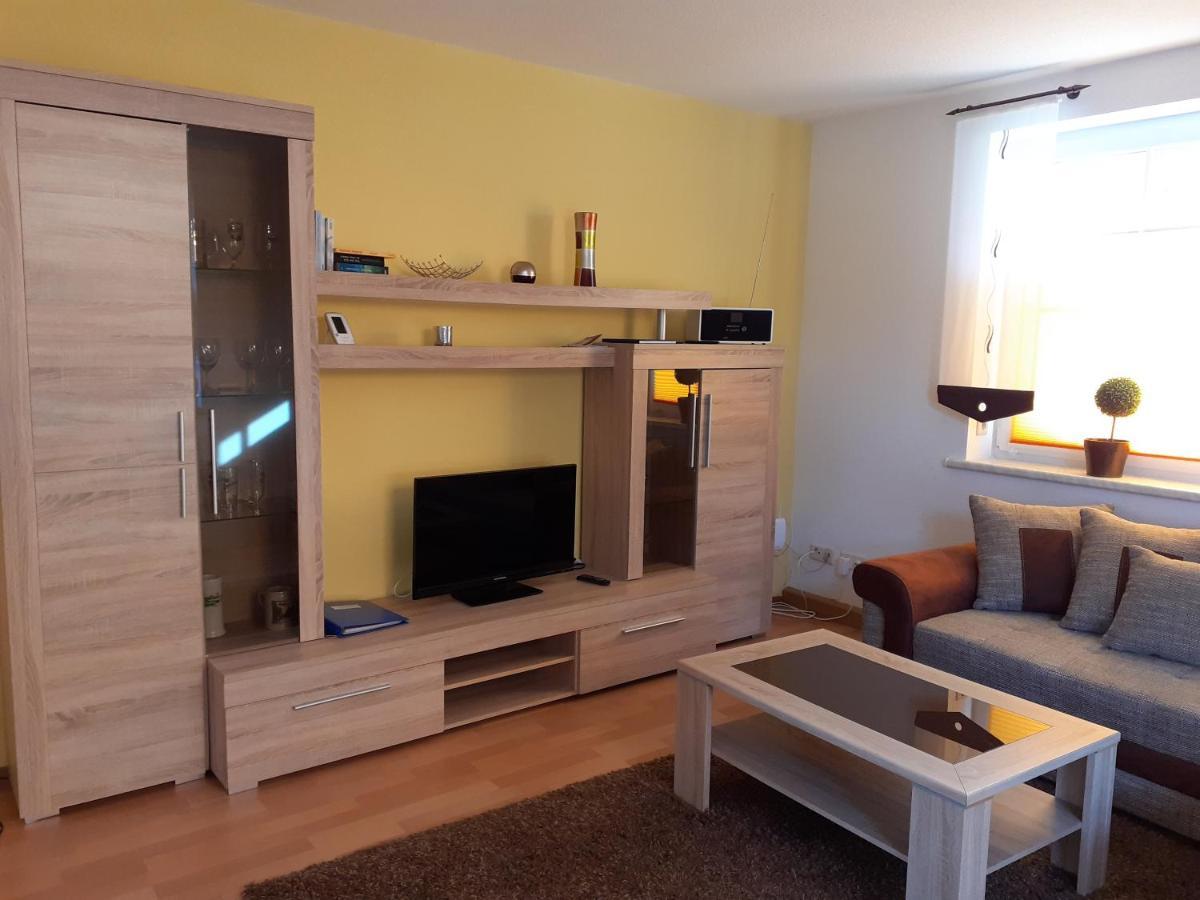 Ferienwohnung - August-Bebel-Str. 19 Oelsnitz  Dış mekan fotoğraf